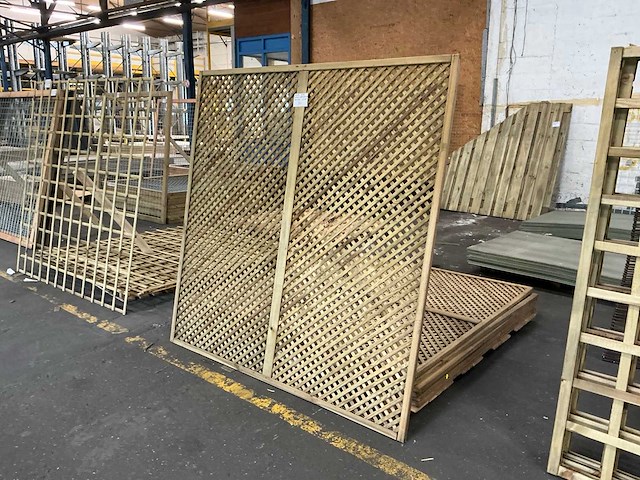 Grenen trellis scherm jasmijn 180x180 cm (7x) - afbeelding 1 van  7