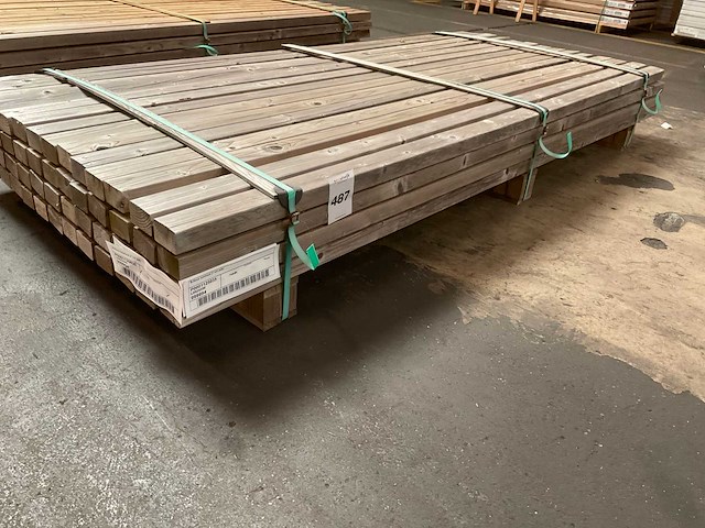 Grenen tuinhout 45x65 mm (56x) - afbeelding 1 van  2