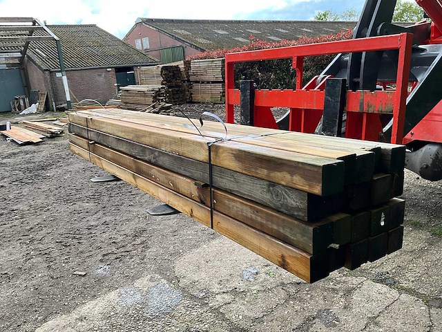 Grenen tuinpaal geschaafd 240x6,8x6,8 cm (60x) - afbeelding 2 van  4