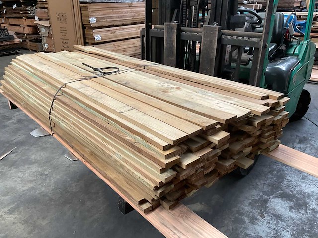 Grenen tuinplank geïmpregneerd - 180x6,5x1,8 cm (170x) - afbeelding 2 van  3