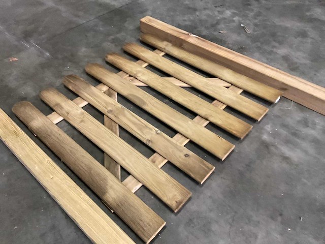 Grenen tuinpoort met palen geïmpregneerd - 100x100 cm (2x) - afbeelding 2 van  3