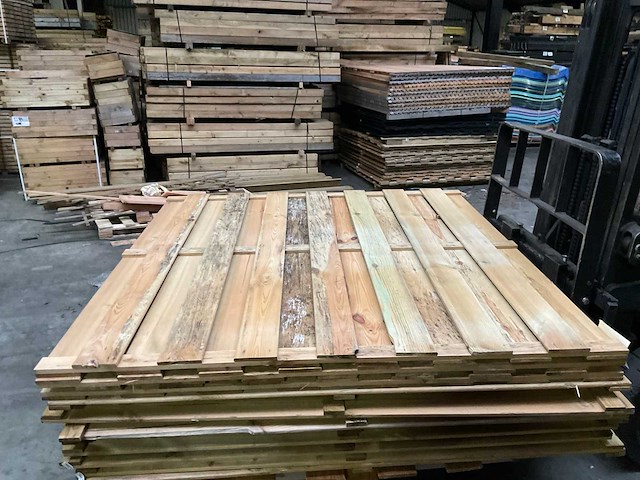 Grenen tuinscherm geïmpregneerd - 180x180 cm (10x) - afbeelding 1 van  8