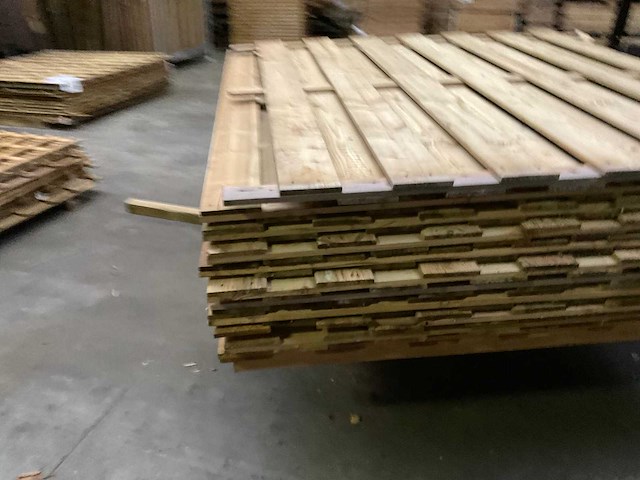Grenen tuinscherm geïmpregneerd 17-planks - 180x180 cm (10x) - afbeelding 2 van  9