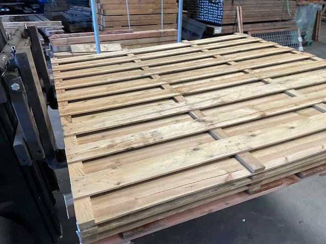 Grenen tuinscherm geïmpregneerd 19-planks - 180x180 cm (4x) - afbeelding 5 van  10