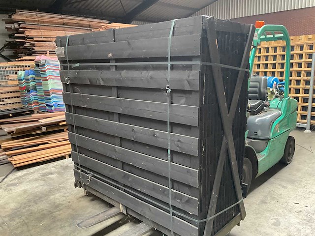 Grenen tuinscherm zwart geïmpregneerd - 180x180 (15x) - afbeelding 2 van  3