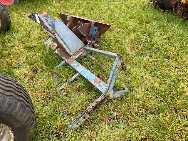 Greppelfrees - afbeelding 1 van  5