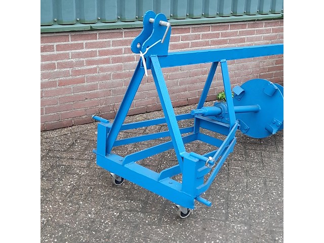 Greppelfrees - afbeelding 10 van  12