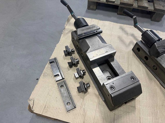 Gressel - machine vices (2x) - afbeelding 5 van  6