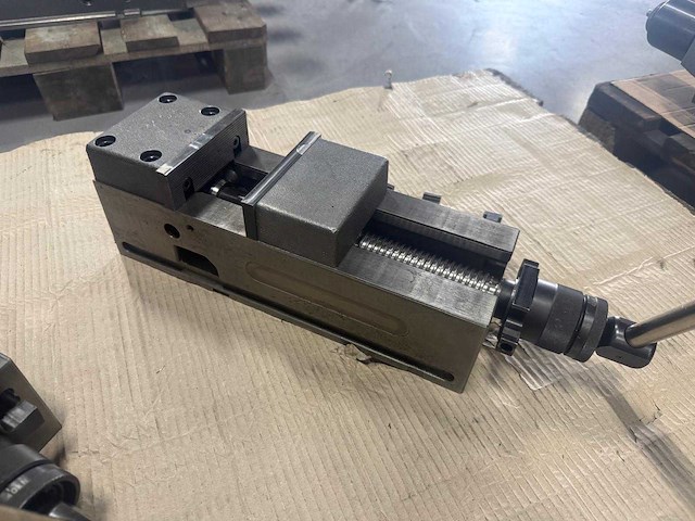 Gressel - machine vices (2x) - afbeelding 1 van  5