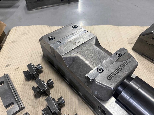Gressel - machine vices (2x) - afbeelding 4 van  10