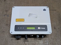 Grid-tied pv-omvormer, goodwe, gw3000-xs - afbeelding 2 van  5
