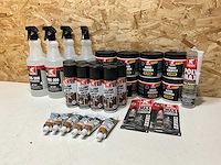 Griffon scrub, lijm, lijmvreter, kneedbaar hout en accelerator (32x) - afbeelding 1 van  11