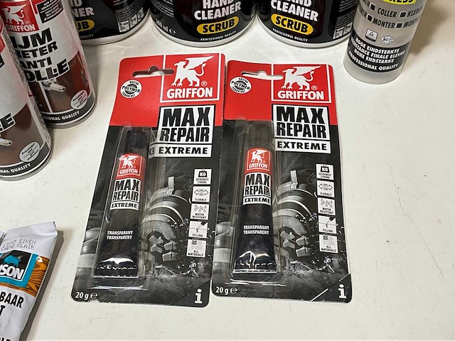 Griffon scrub, lijm, lijmvreter, kneedbaar hout en accelerator (32x) - afbeelding 11 van  11