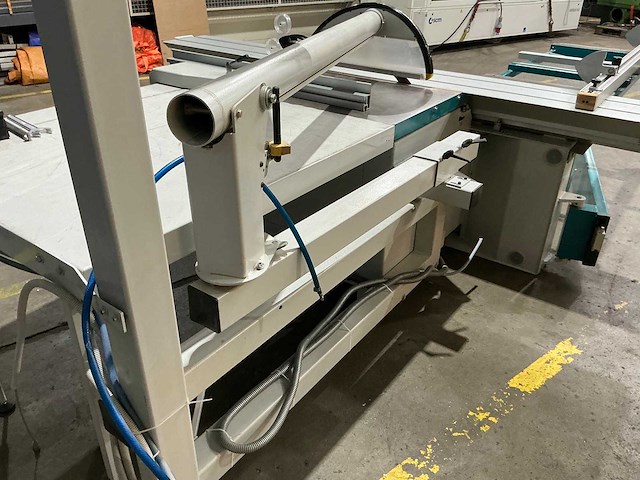 Griggio - 2004 - ca 400 - formaatcirkelzaagmachine - afbeelding 8 van  26