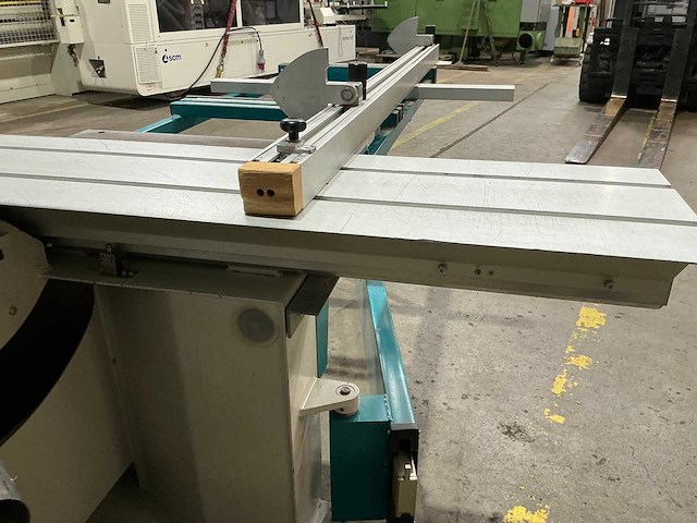 Griggio - 2004 - ca 400 - formaatcirkelzaagmachine - afbeelding 19 van  26