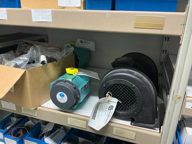 Grijpvoorraad en stellingen - afbeelding 3 van  31