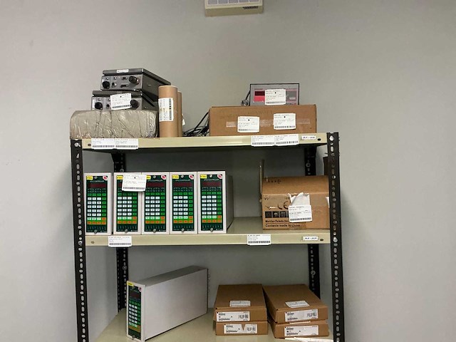 Grijpvoorraad en stellingen - afbeelding 9 van  31