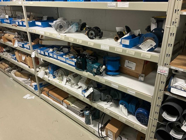 Grijpvoorraad en stellingen - afbeelding 14 van  31