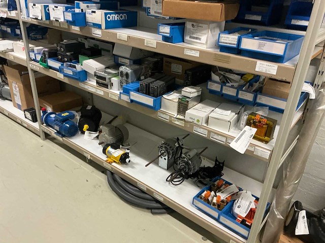 Grijpvoorraad en stellingen - afbeelding 18 van  31