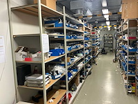 Grijpvoorraad en stellingen - afbeelding 12 van  31