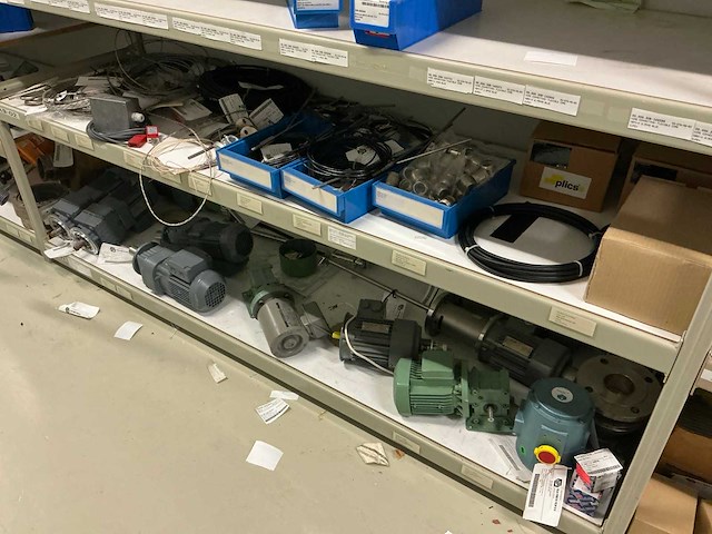 Grijpvoorraad en stellingen - afbeelding 28 van  31