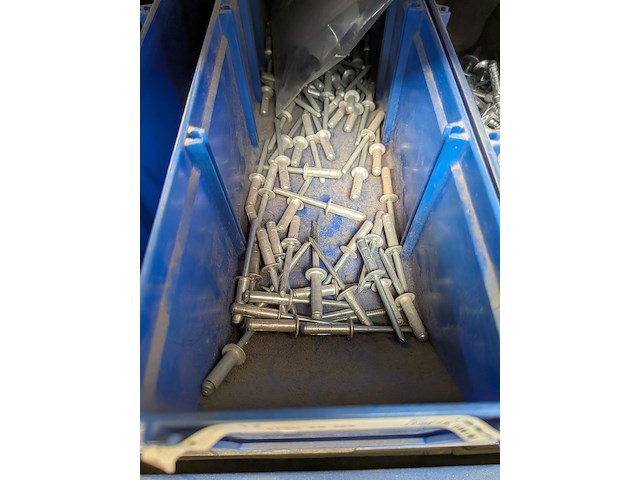 Grijpvoorraad stelling met inhoud forch varo - afbeelding 2 van  33