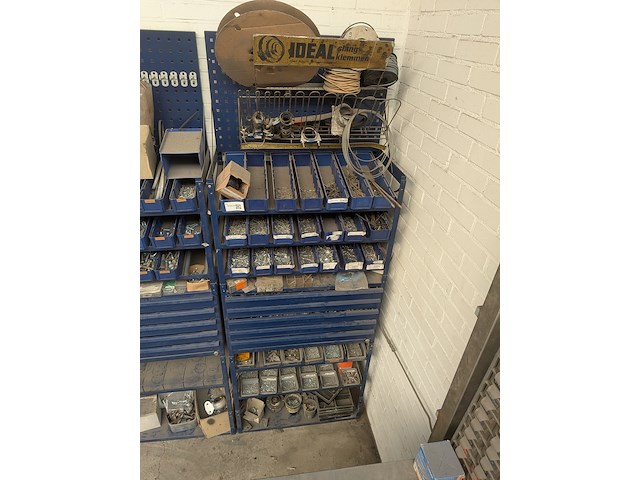 Grijpvoorraad stelling met inhoud forch varo - afbeelding 1 van  33