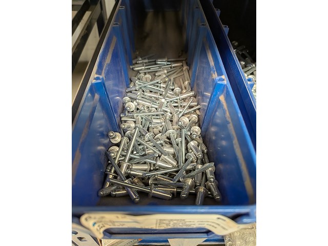 Grijpvoorraad stelling met inhoud forch varo - afbeelding 28 van  33