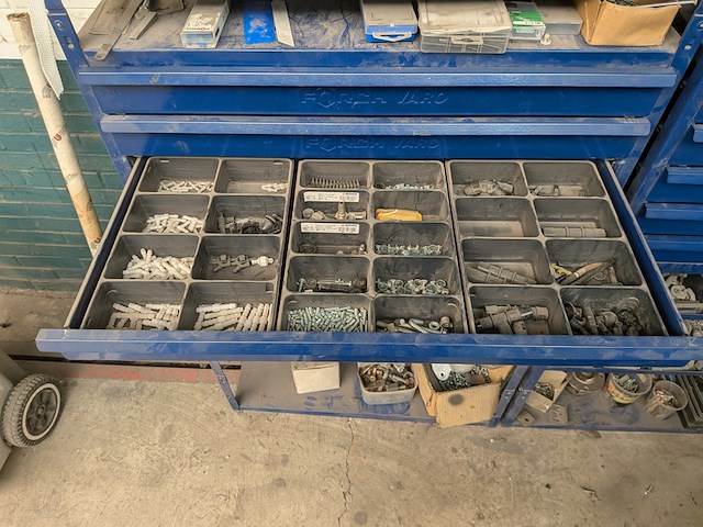 Grijpvoorraad stelling met inhoud forch varo - afbeelding 10 van  33