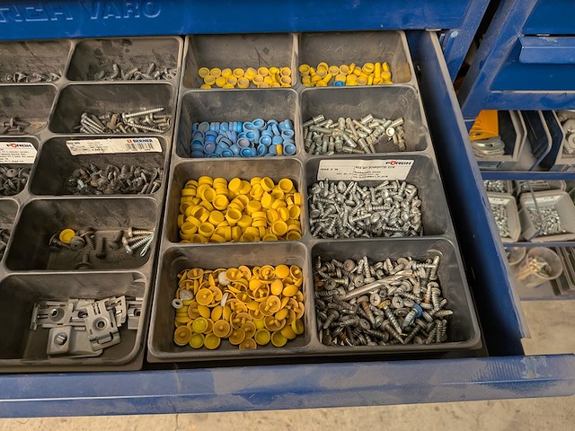 Grijpvoorraad stelling met inhoud forch varo - afbeelding 21 van  33