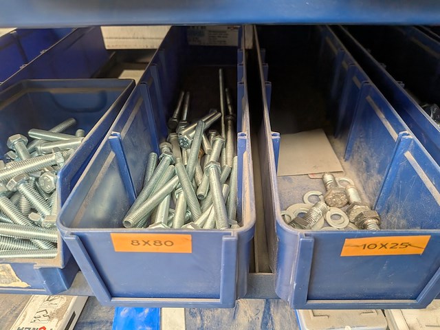 Grijpvoorraad stelling met inhoud forch varo - afbeelding 31 van  33