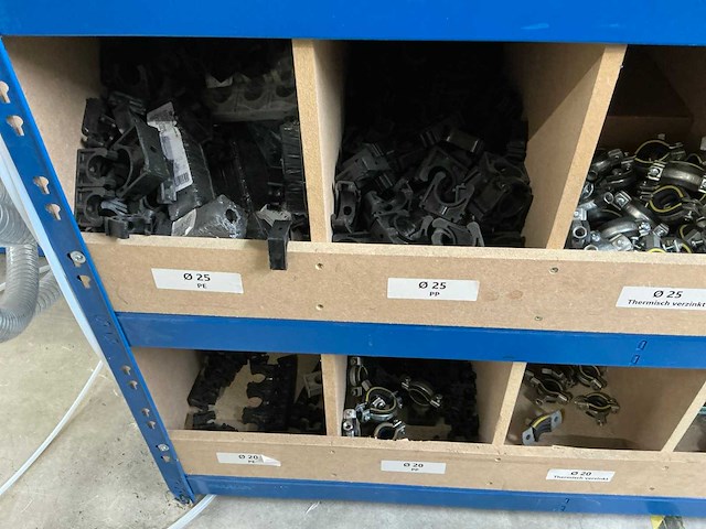 Grijpvoorraadstelling met inhoud (5x) - afbeelding 30 van  42