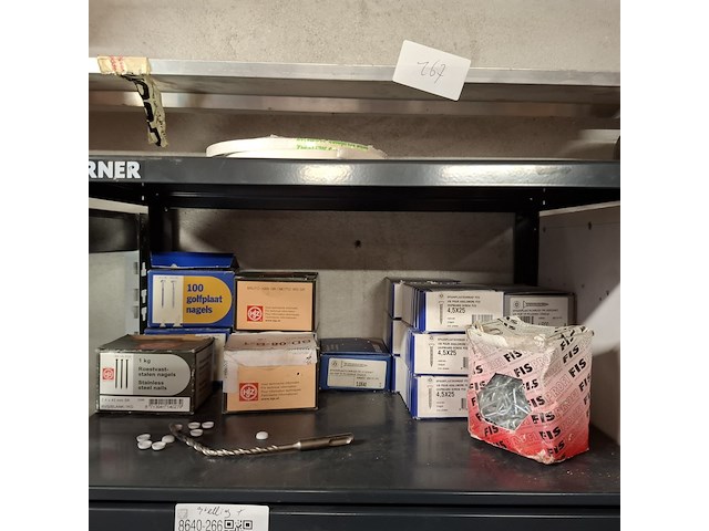 Grijpvoorraadstelling met inhoud - afbeelding 10 van  17