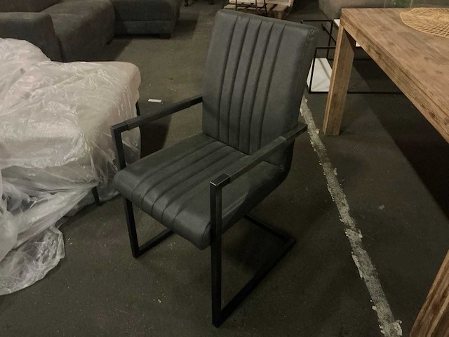 Grijs eetkamer armstoel - afbeelding 1 van  4