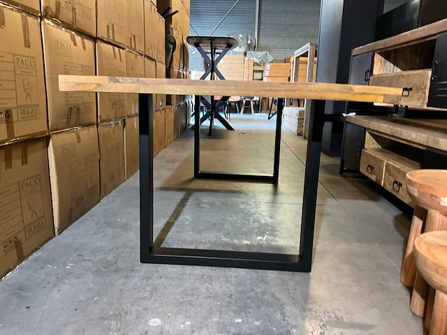 Grilly eetkamertafel - afbeelding 2 van  10