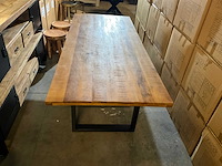 Grilly eetkamertafel - afbeelding 9 van  10