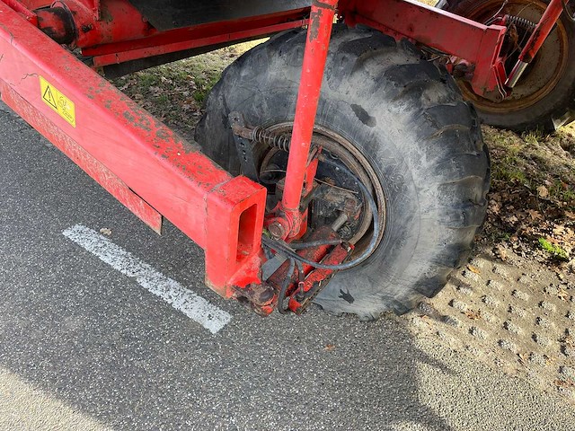 Grimme - 2002 - gz 1700 dls - aardappelrooier - afbeelding 12 van  49