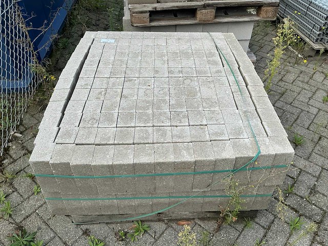 Grindbeton en diverse bouwstenen - afbeelding 2 van  11