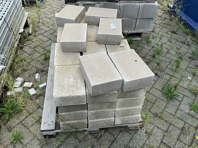 Grindbeton en diverse bouwstenen - afbeelding 9 van  11