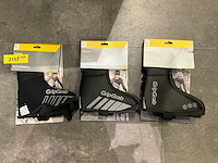 Gripgrab 2019/2020/2021 set waterdichte overschoen - 42/43 (3x) - afbeelding 1 van  4