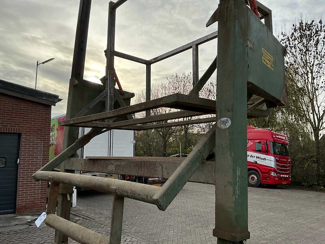 Grisnich kistenkantelaar - afbeelding 8 van  12