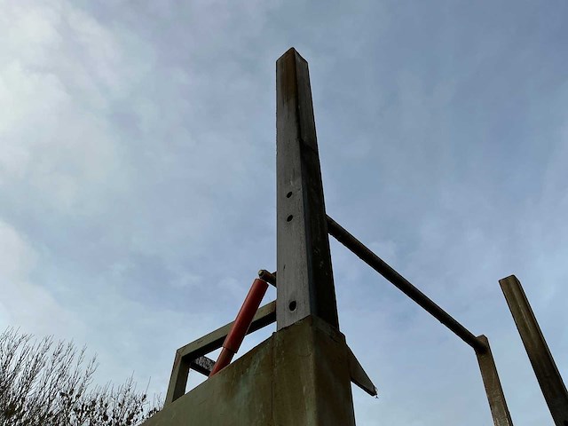 Grisnich kistenkantelaar - afbeelding 11 van  12