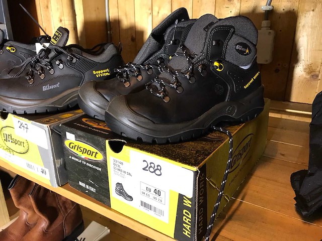 Grisport hoog werkschoenen met stalen neus - afbeelding 1 van  1