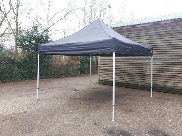 Grizzly go-up 50 - black easy-up partytent - 3x3 - afbeelding 1 van  3