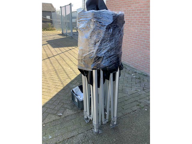 Grizzly go-up 50 - black easy-up partytent - 3x3 - afbeelding 2 van  3