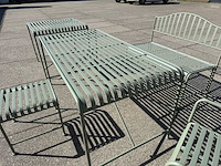 Groene metalen tuinset - afbeelding 1 van  6