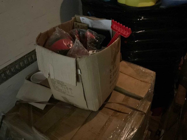 Groenewegen oplegger inclusief winkelinventaris - afbeelding 7 van  26
