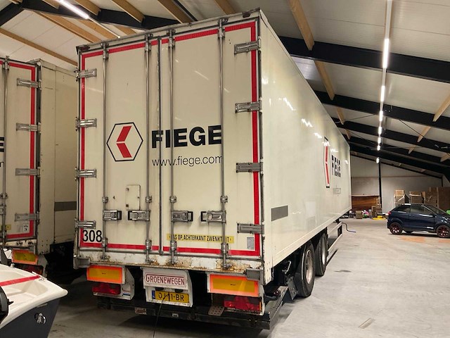 Groenewegen oplegger inclusief winkelinventaris - afbeelding 12 van  26