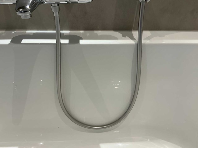 Grohe - badkraan met handdouche - afbeelding 6 van  9