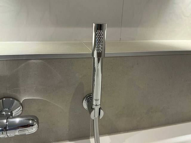 Grohe - badkraan met handdouche - afbeelding 7 van  9